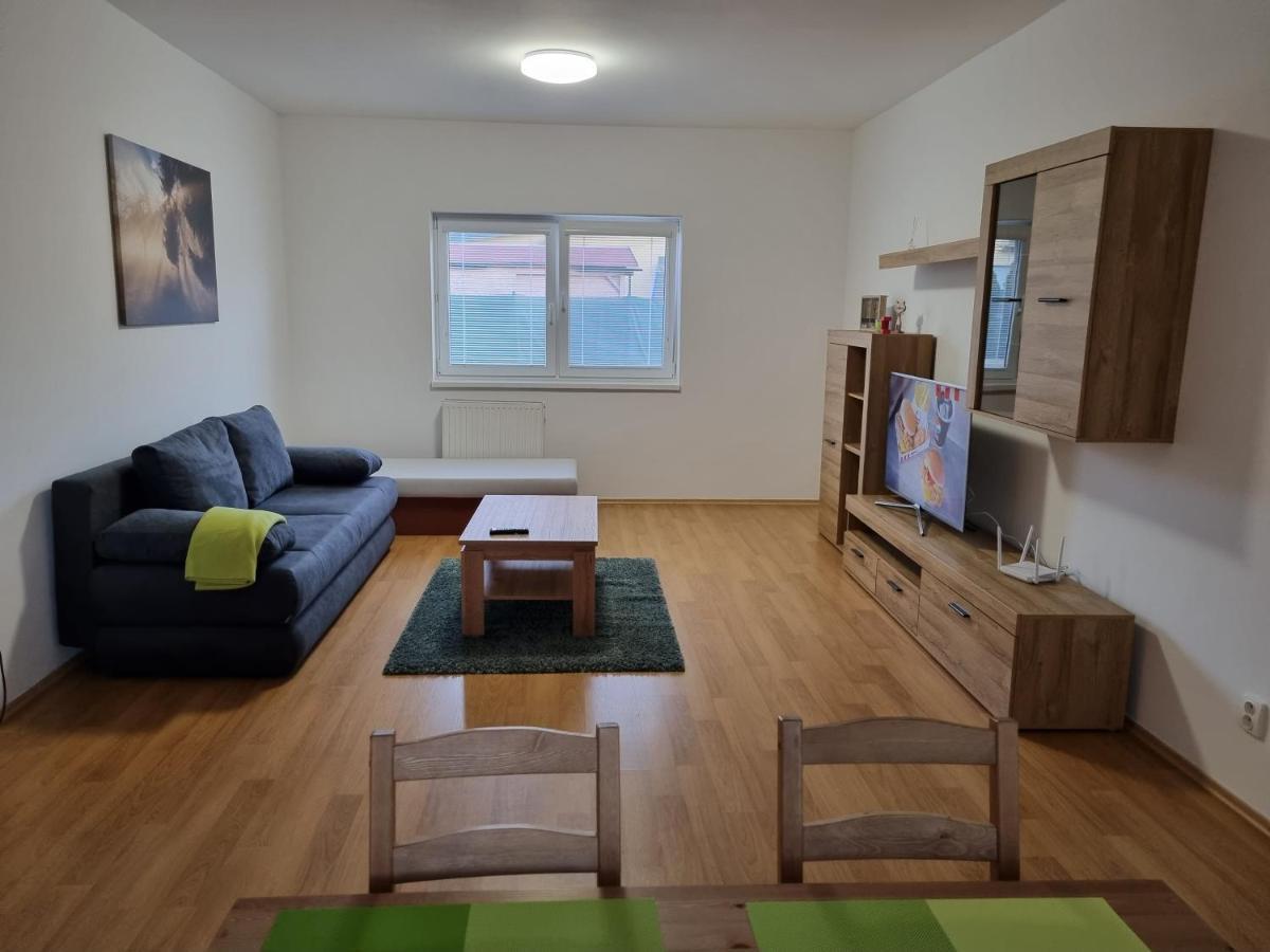 Apartman 501 Biely Kostol Eksteriør billede